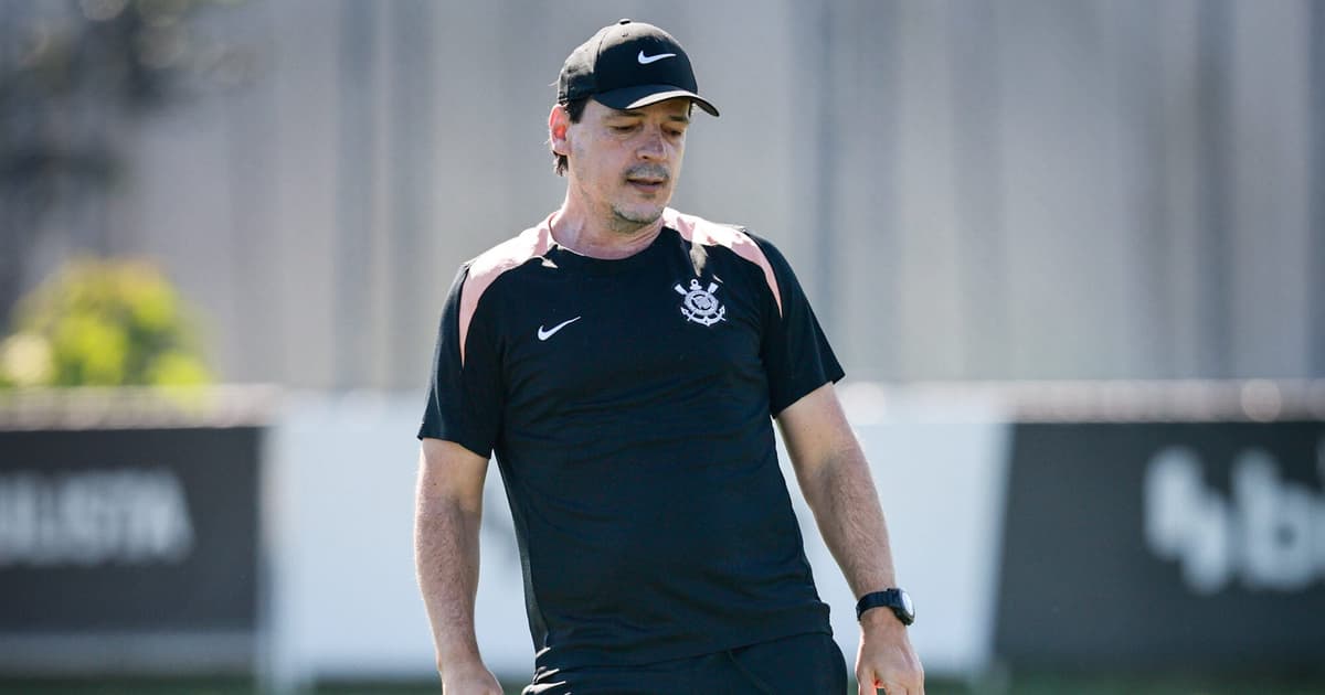 Diniz Intensifica Preparação do Corinthians em Treino Tático em Campo Reduzido