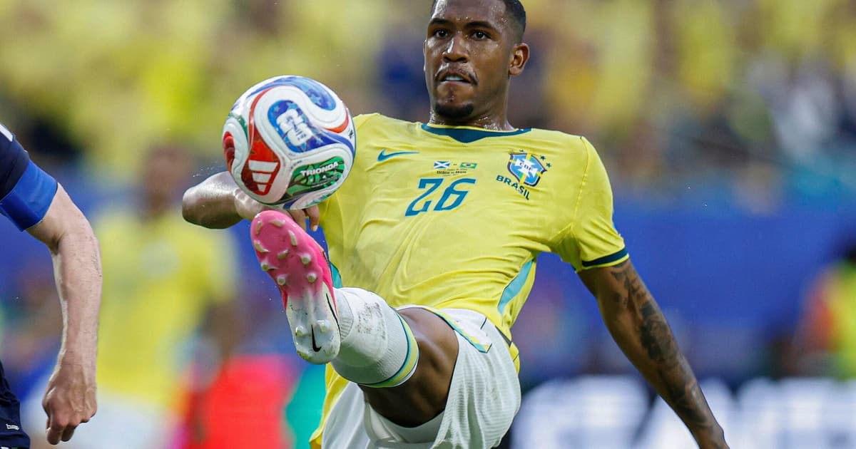 Rayan elogia Fernando Diniz na Copa do Mundo: 'Um pai para mim'
