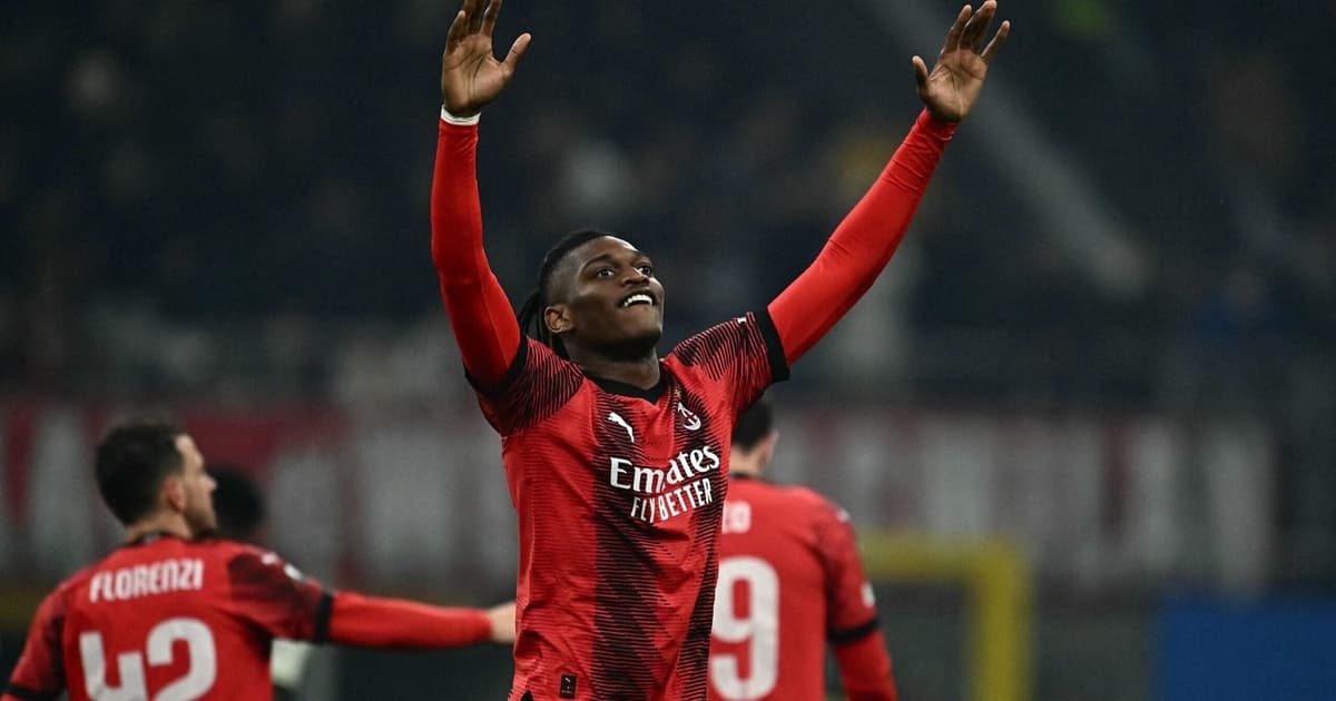 Rafael Leão vira alvo de clube da Turquia, e Milan negocia