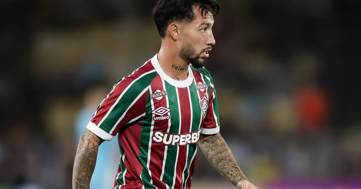 Fluminense reforça perfil experiente do elenco com renovação de Lucho Acosta