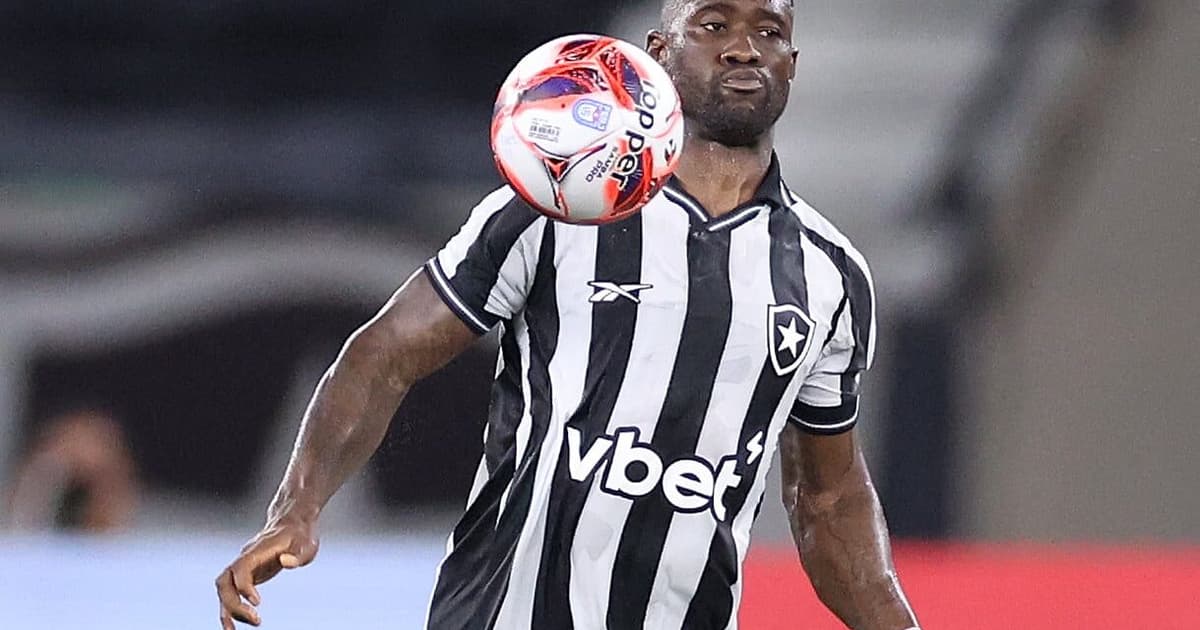 Botafogo rescinde contrato com zagueiro Bastos
