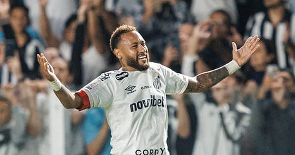 Com dois gols contra a Chape, Neymar sobe para 9º no ranking de artilheiros do Santos