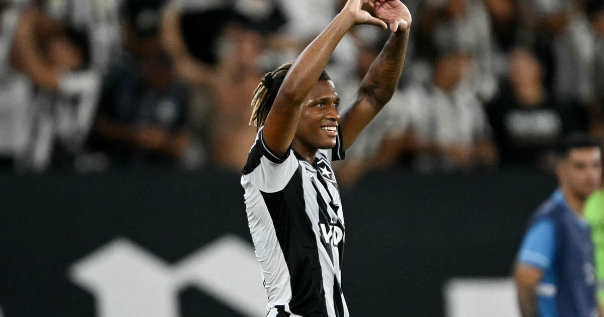 Botafogo defende sequência invicta de quase nove anos diante do Vitória