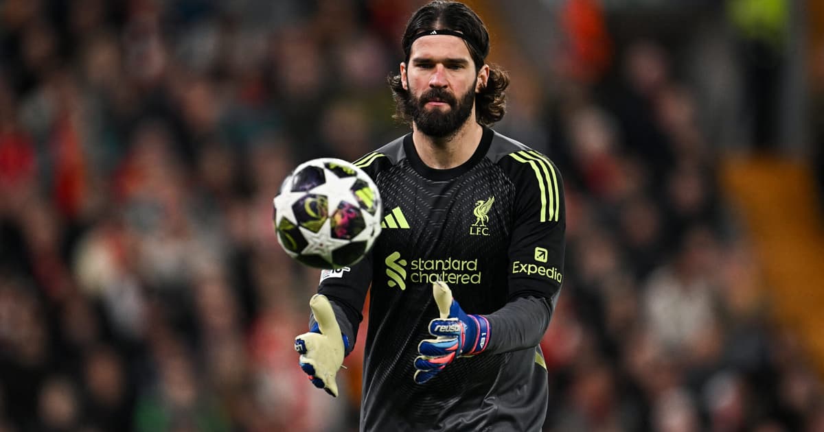 Novo técnico do Liverpool abre o jogo sobre o futuro de Alisson