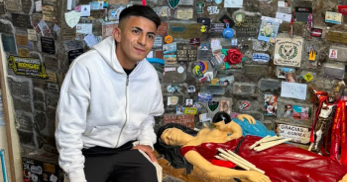 Após acordo com Flamengo, Thiago Almada cumpre promessa na Argentina