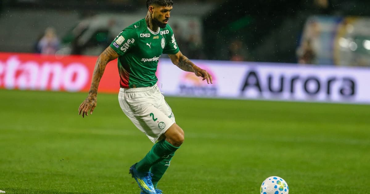 Barboza expulso? Ex-árbitra analisa lances em Coritiba x Palmeiras