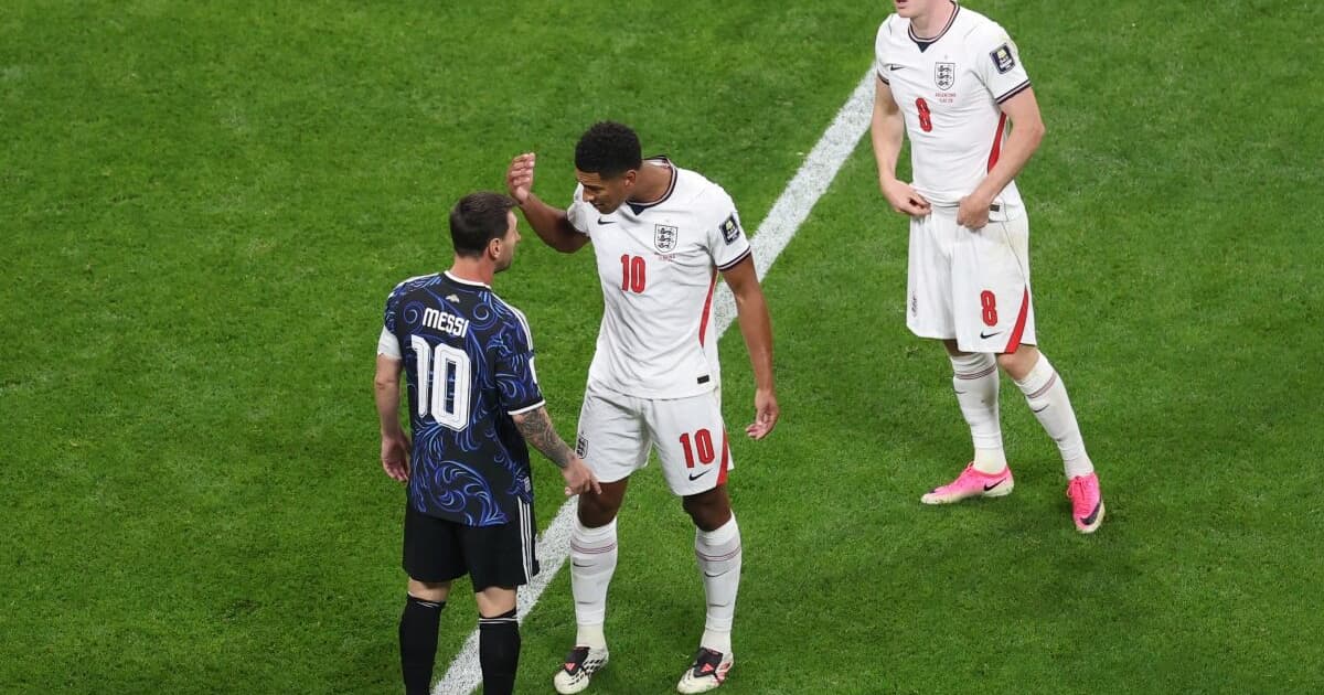 Discussão de Bellingham com Messi repercute: 'Ficou surpreso'