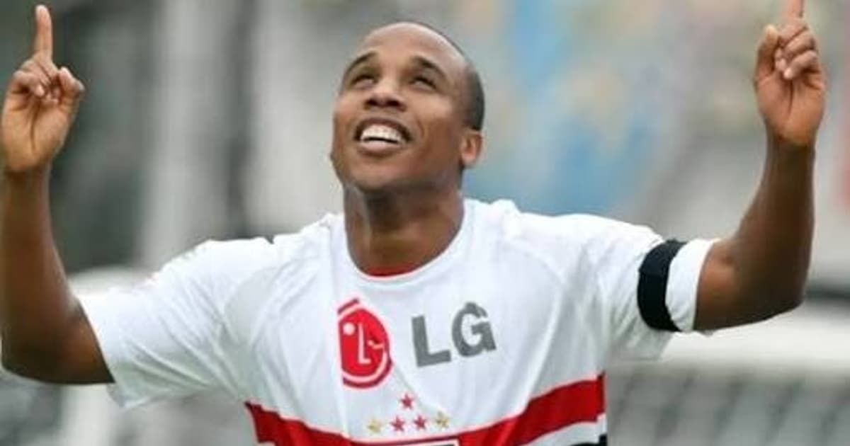 Flamengo 2 x 4 São Paulo no Brasileirão 2008: show de Borges no Maracanã rumo ao tri