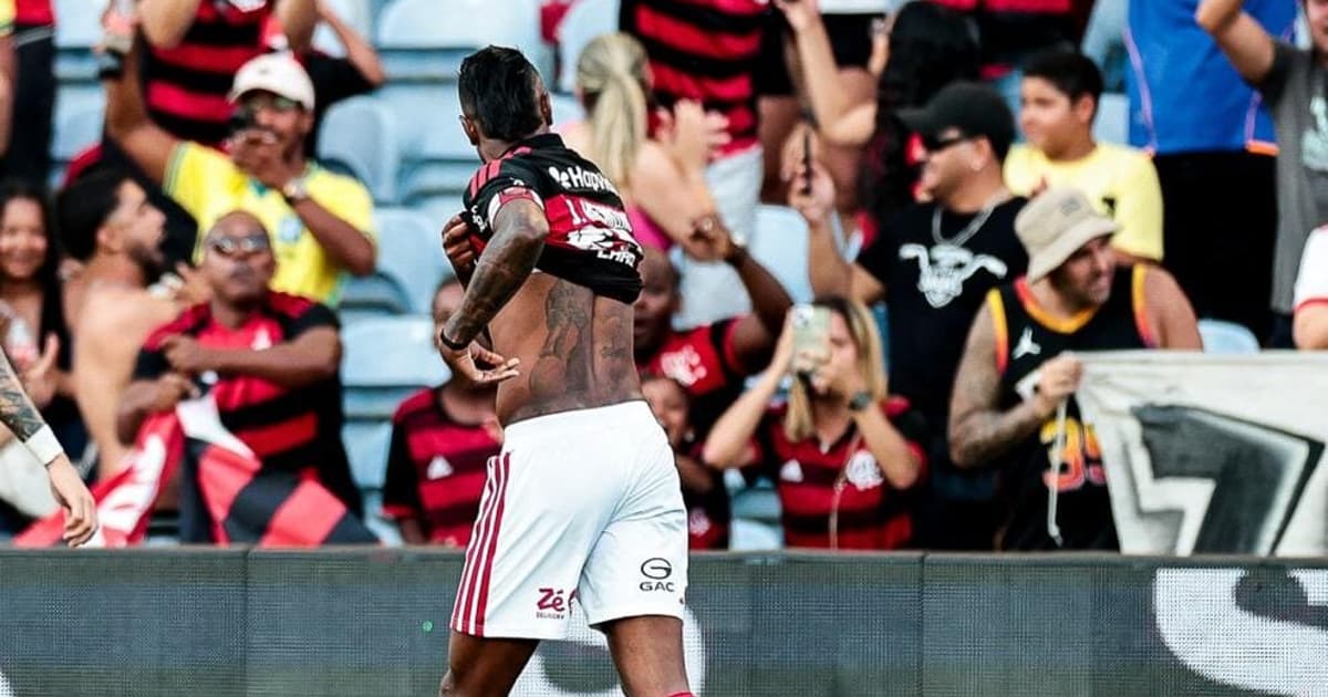 Bruno Henrique celebra conquistas do Flamengo com tatuagem em homenagem à Libertadores - provoca River Plate