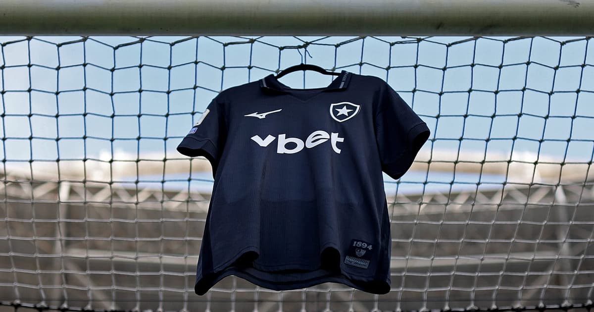 Danilo fica no banco, e Botafogo terá estreia diante do Vitória; veja escalação