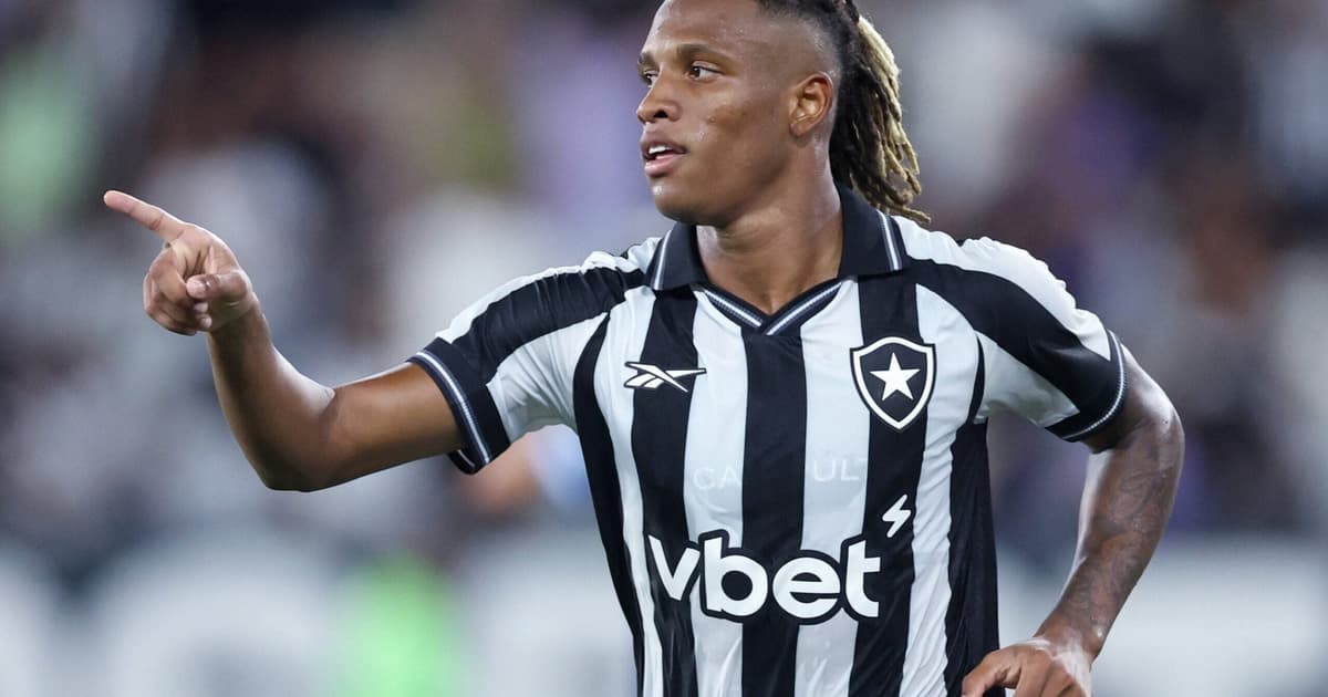 Edu Dracena lamenta ausência de acordo do Palmeiras com Danilo: 'Importante'