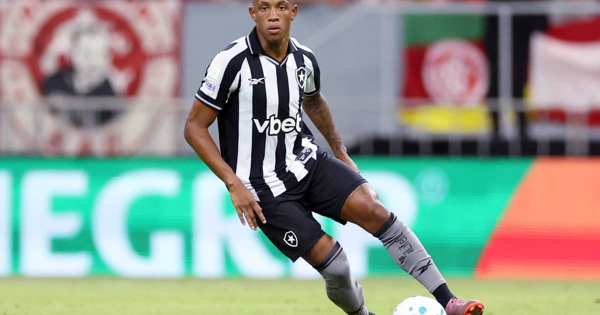 Botafogo relaciona Danilo para jogo com o Vitória pelo Brasileirão
