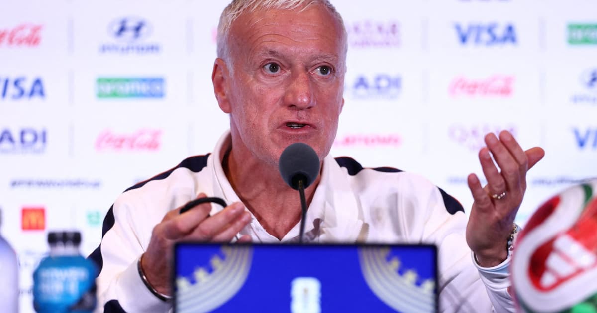 Deschamps critica arbitragem após França x Espanha: 'Esse árbitro tem nível?'