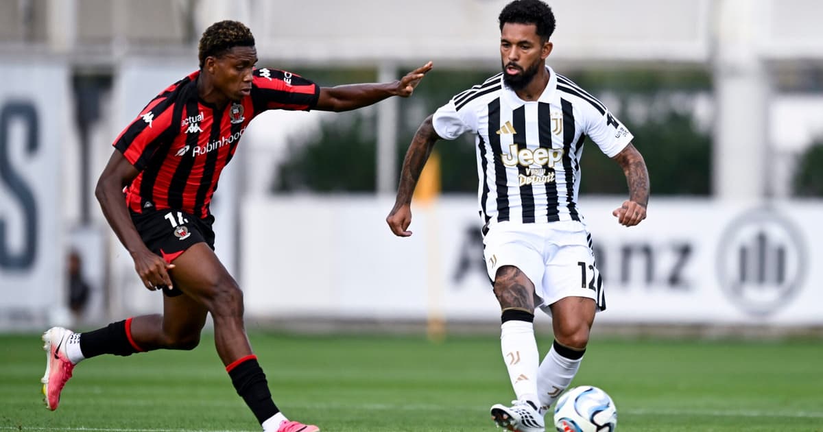 Técnico da Juventus toma decisão sobre Arthur Melo e Douglas Luiz