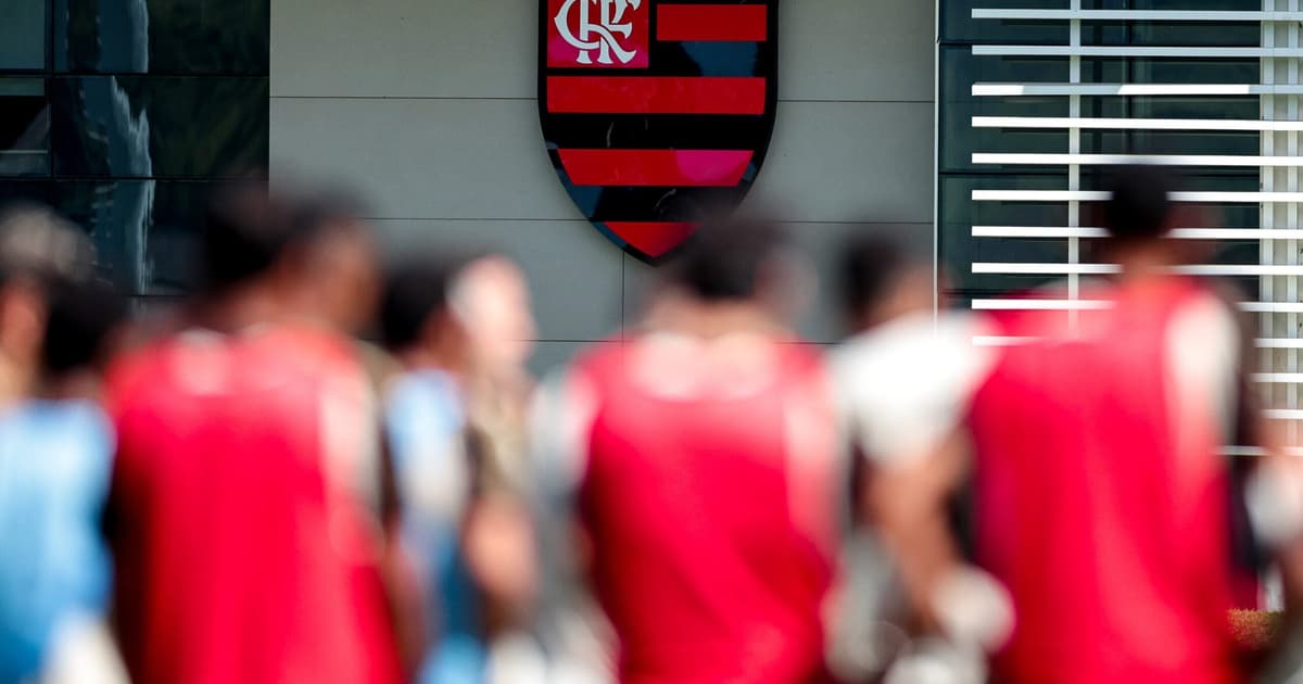 Flamengo busca financiamento para contratações devido a receitas baixas