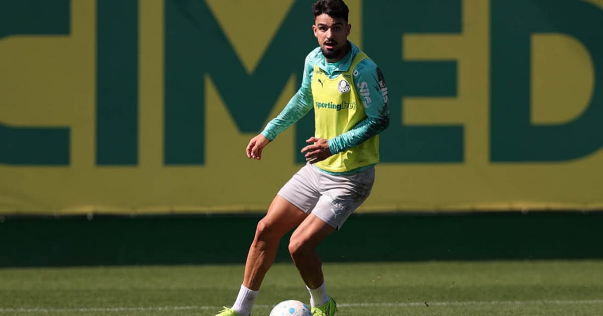 Palmeiras Recebe Flaco como Reforço e Intensifica Treinos para Duelo Contra o Vitória