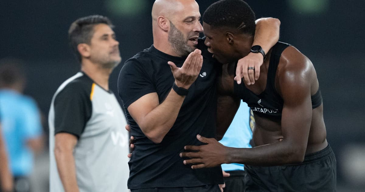 Franclim Carvalho elogia jovem do Botafogo, mas alerta: 'Não fez um bom jogo'