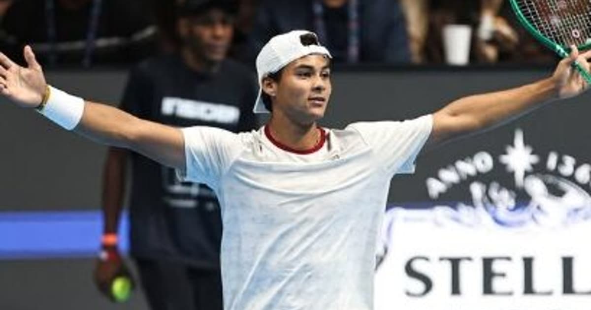 Guto Miguel vence estreia no UTS Rio e projeta duelo com João Fonseca