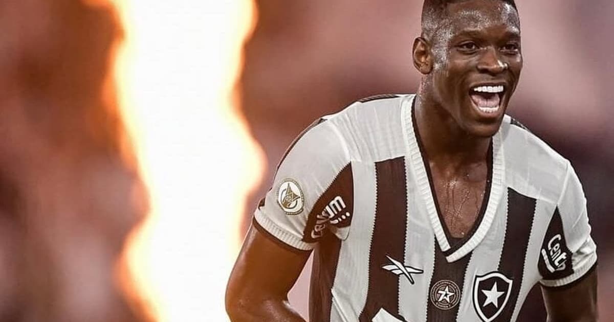 Luiz Henrique aceita voltar, mas Botafogo esbarra em Danilo e momento da SAF