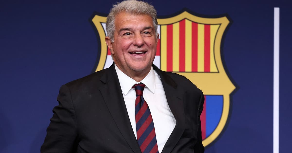Barcelona é alvo de investigação por suposta abordagem irregular a Julián Álvarez