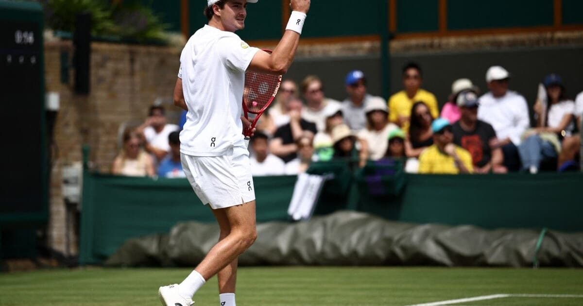 Jornalista faz alerta: 'João Fonseca está muito longe de ganhar um Grand Slam'