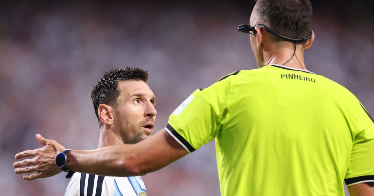 Erros, acertos e novas regras: a arbitragem da Copa do Mundo de 2026