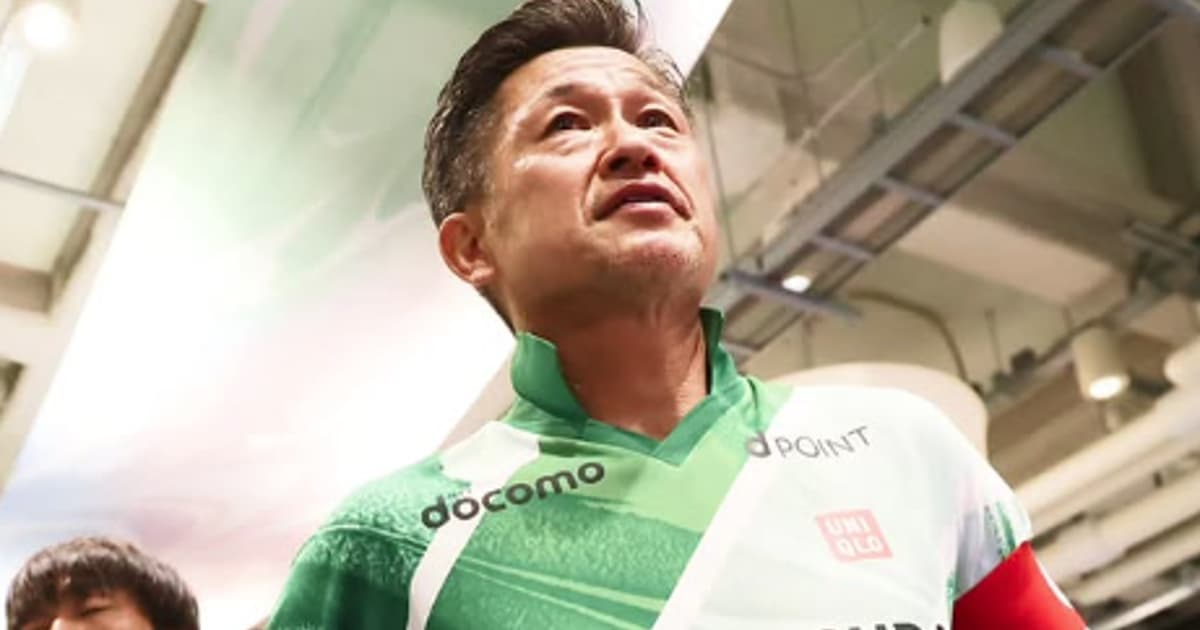 Ex-Santos e Palmeiras, Kazu marca aos 59 anos e ajuda time em classificação no Japão
