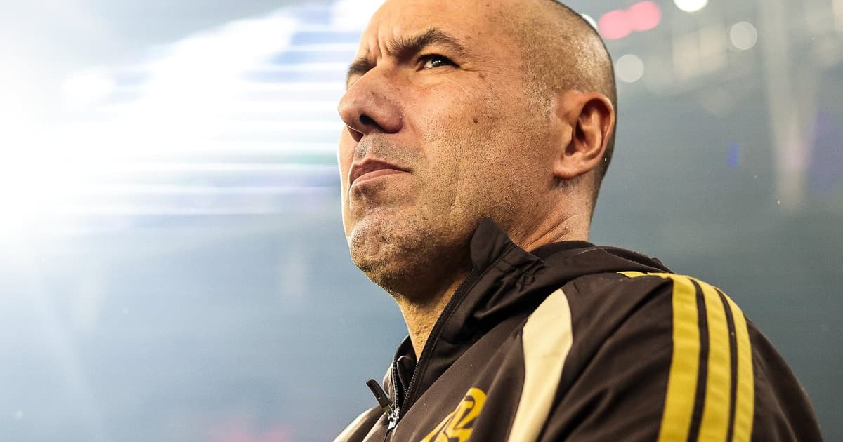 Pressão Sobre Leonardo Jardim no Flamengo: O Legado que Molda o Técnico
