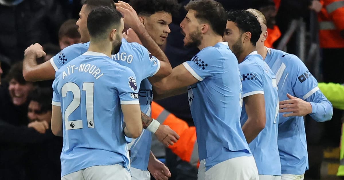 Alvo do Real Madrid, astro renova com City até 2031