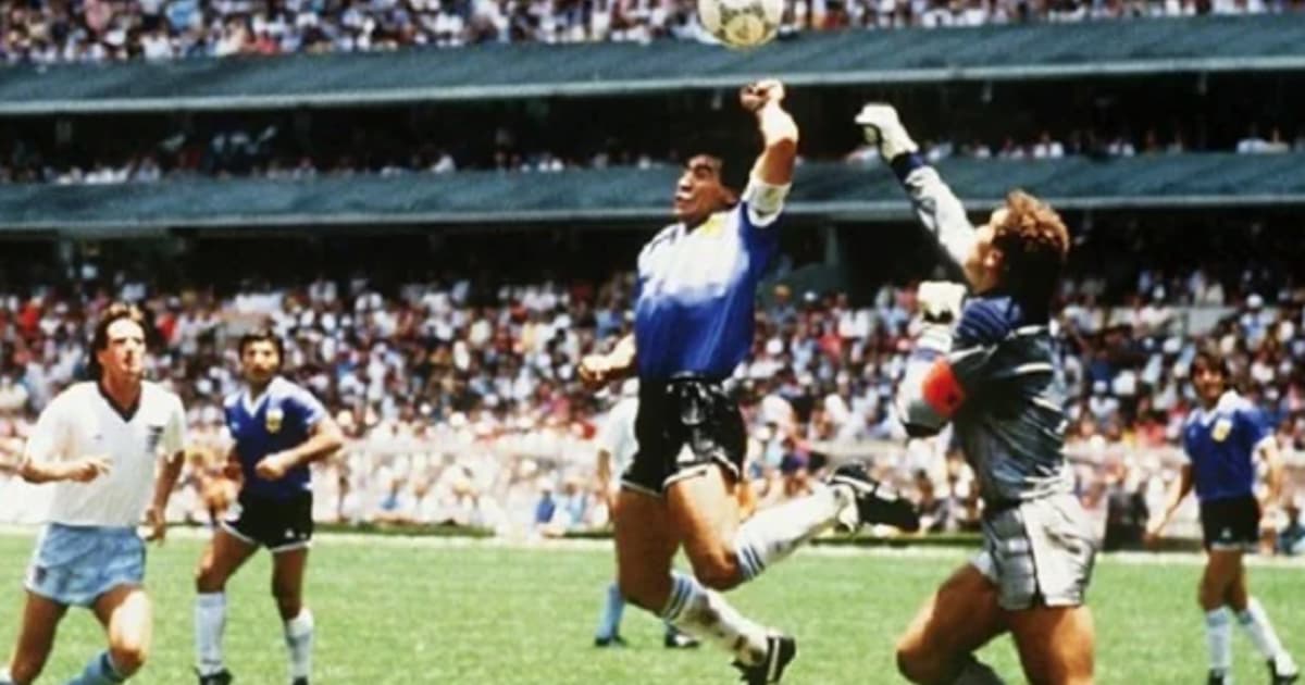 Além da Inglaterra, Maradona fez gol de mão no Fluminense e ensaiou jogada antes da Copa
