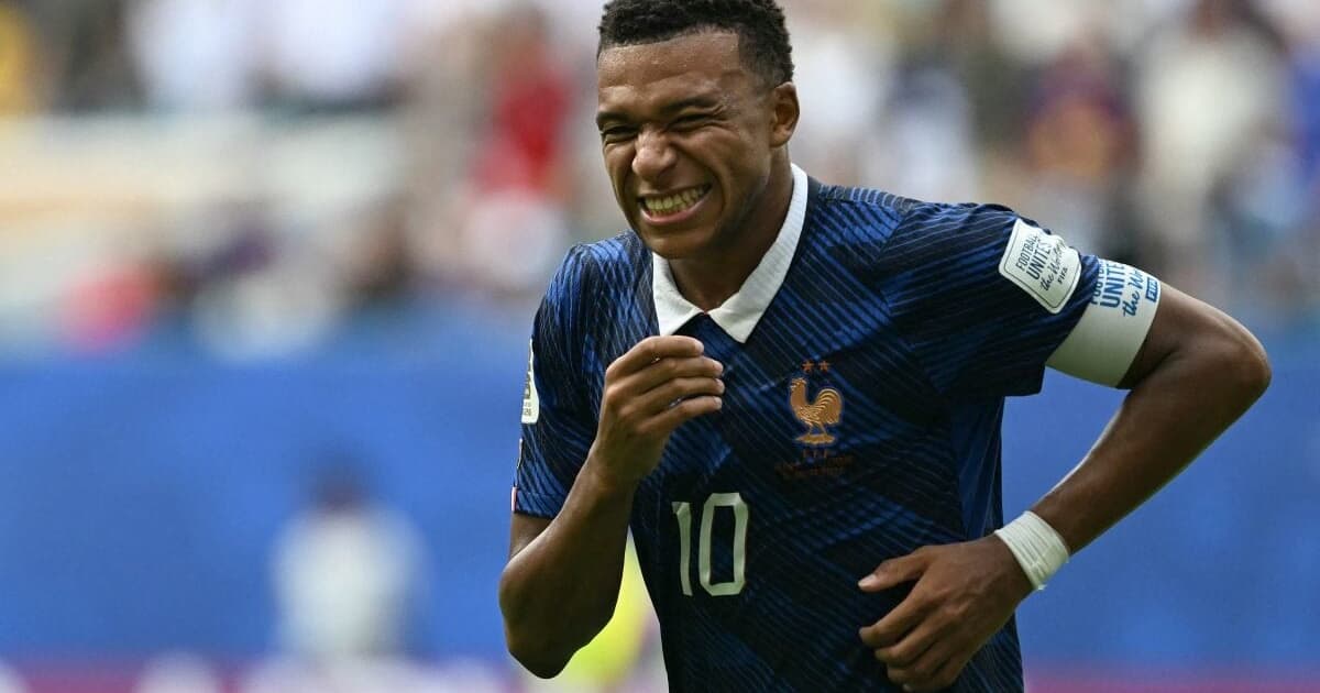 Atuação de Mbappé vira assunto em França x Inglaterra: 'Sacanagem'