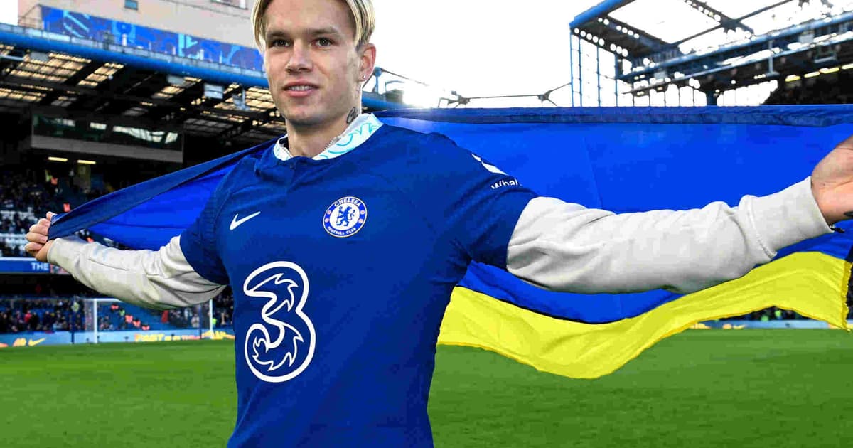 Chelsea ganha reforço após fim de punição a atacante de R$ 400 milhões