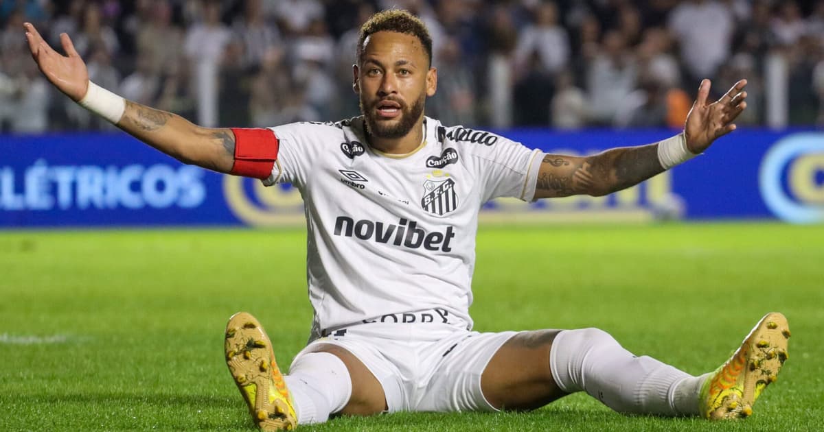 Pênalti marcado para Santos contra Chapecoense divide opiniões na web