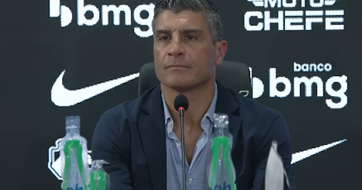 Pedro Emanuel vê Vasco sem reação na estreia: 'Nos abateu'