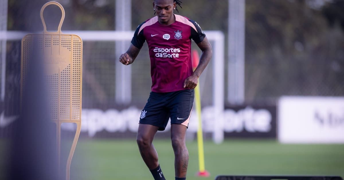 Rafael Leão treina em alto nível no CT do Corinthians em preparação para novos desafios no Milan