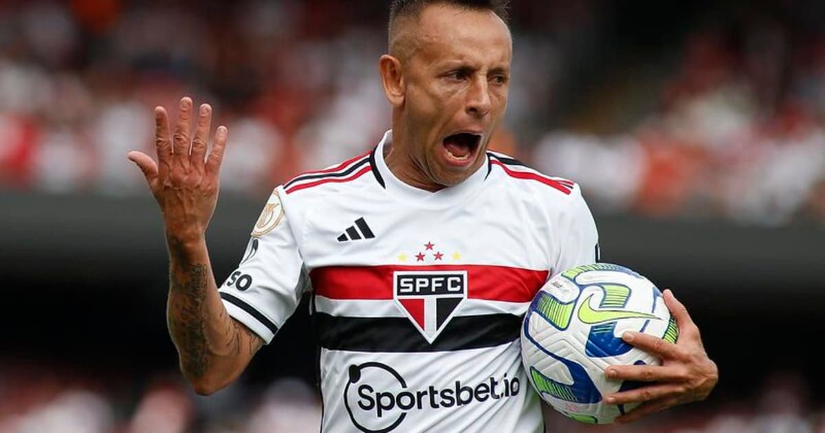 Torcedores do São Paulo avaliam nova função de Rafinha: 'Veremos'