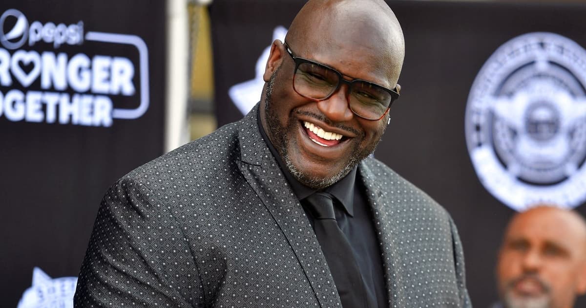 'Arrogante modesto': Shaq define escolha de LeBron James por 76ers