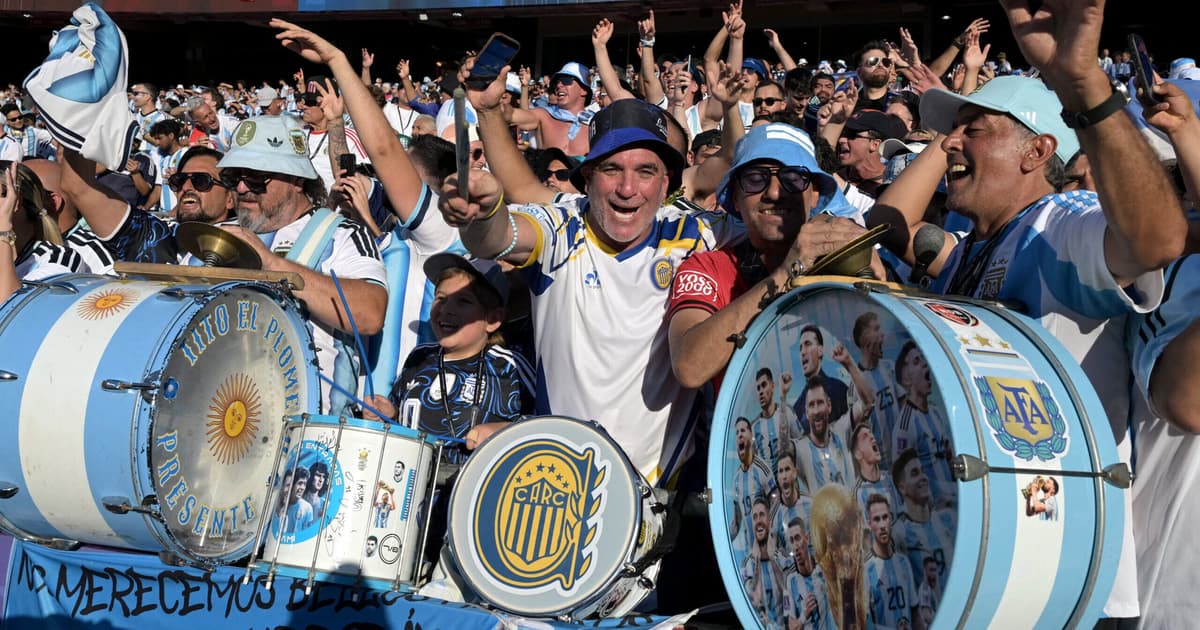 Qual música é tocada nos estádios em jogos da Argentina?