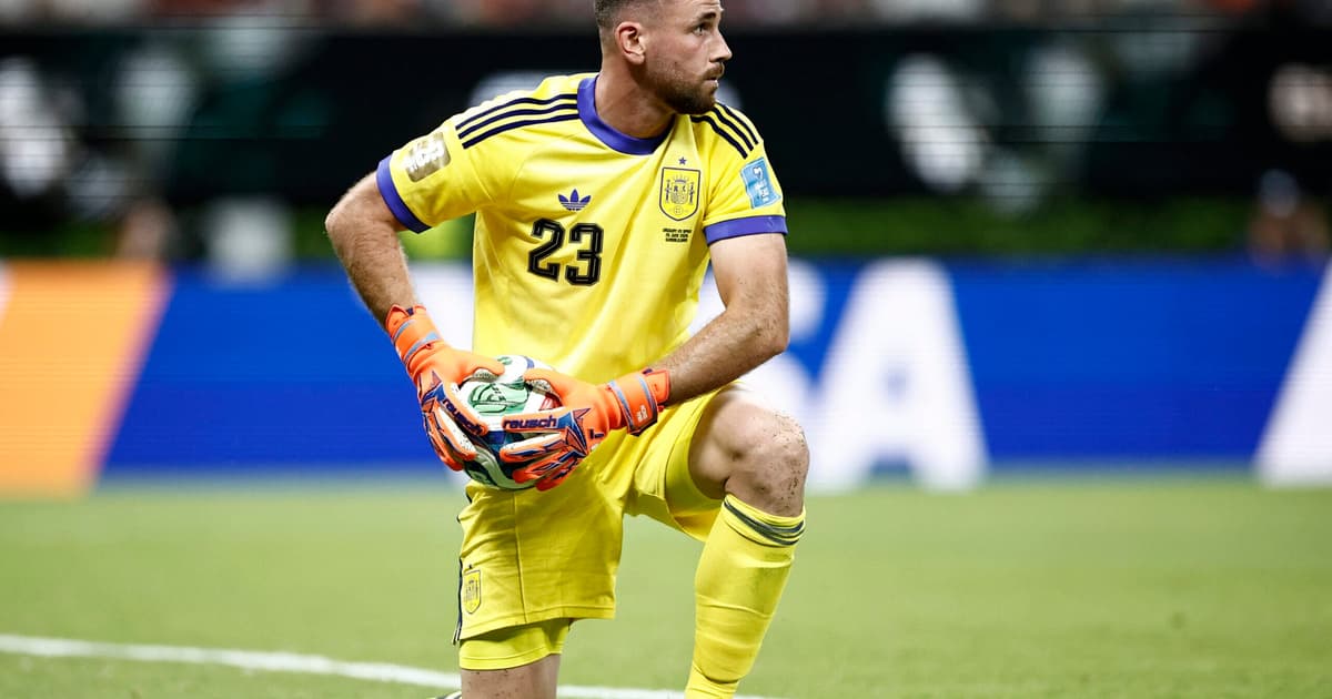 Unai Simón pode igualar recorde de Casillas sem sofrer gols