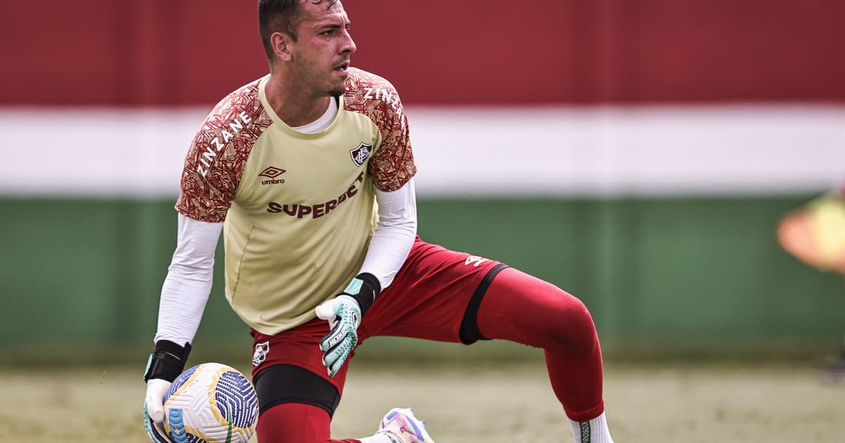 Vitor Eudes volta ao Fluminense após três semanas internado