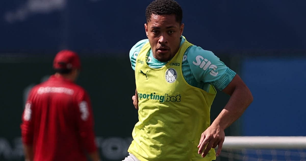 Vitor Roque e Felipe Anderson podem reforçar Palmeiras contra Atlético-MG