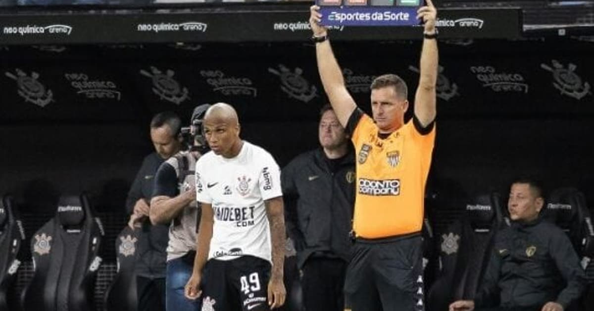 Volante revelado no Terrão deixa o Corinthians e fecha contrato com clube da Série D
