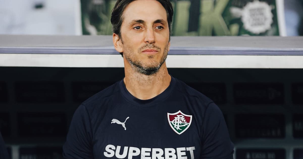 Zubeldía defende titularidade de Hulk no Fluminense: 'Por que não?'