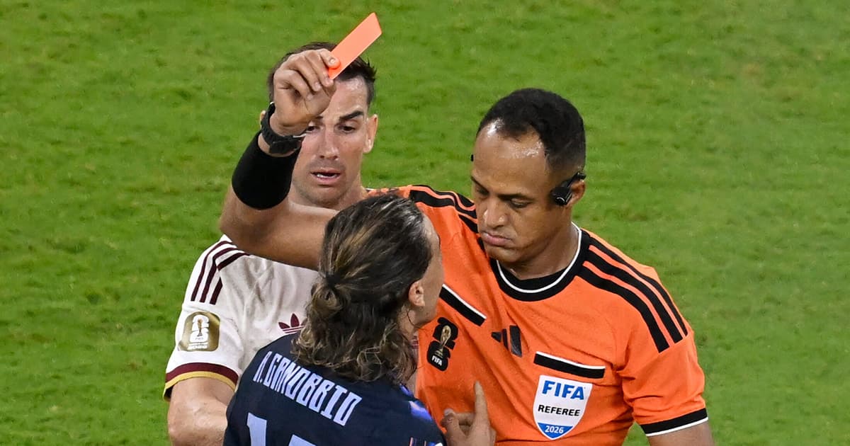Inglaterra x Argentina: quem é o árbitro da semifinal da Copa do Mundo?