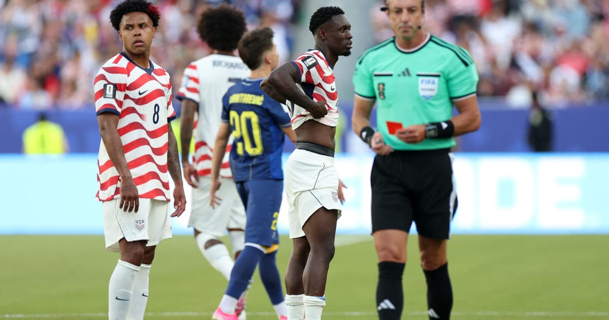 Casa Branca pediu à Fifa revisão de cartão vermelho de Balogun