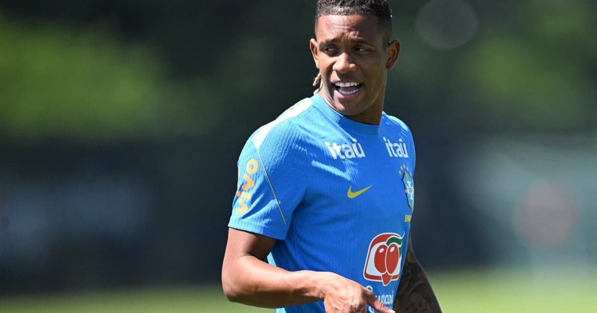 Palmeiras formaliza proposta por Danilo e aguarda Botafogo