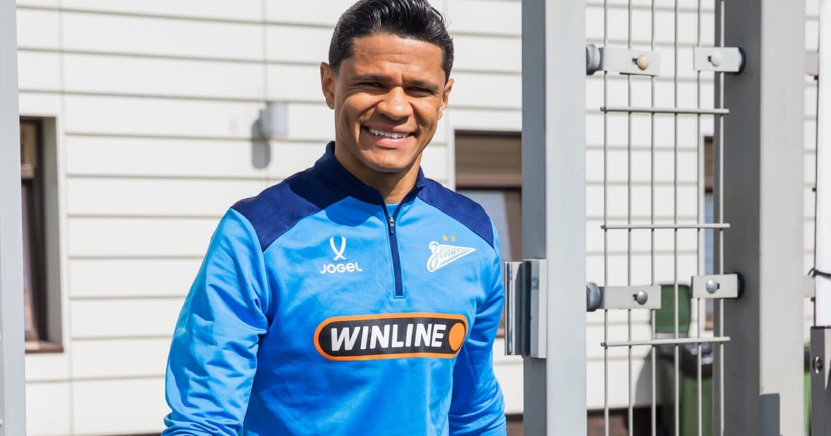 Douglas Santos celebra retorno ao Zenit e destaca aprendizado na Copa