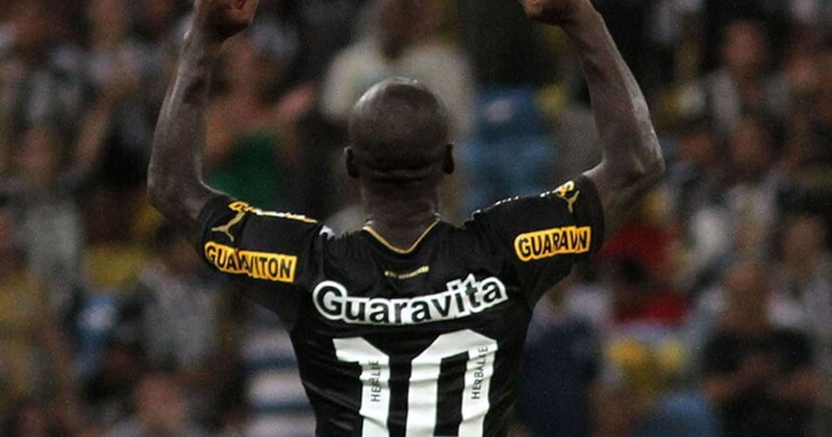 Cruzeiro 1 x 3 Botafogo no Brasileirão 2012; virada com dois de Seedorf