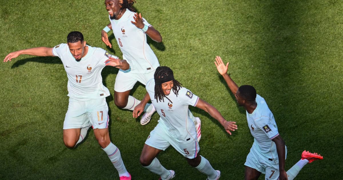 Destaque da França na Copa é alvo do Manchester United