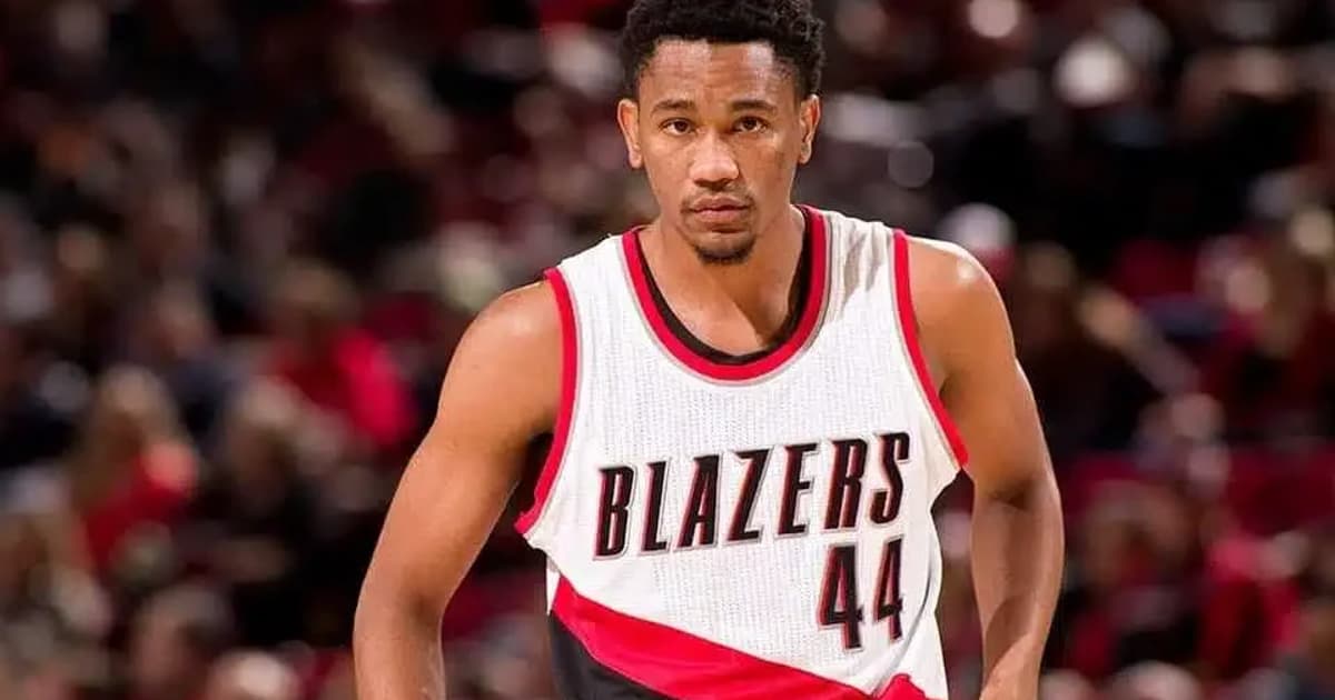 Flamengo contrata ala-pivô com passagem pela NBA
